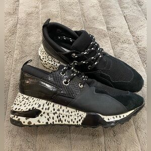 Steve Madden Black Platform Sneakers, Size 9M